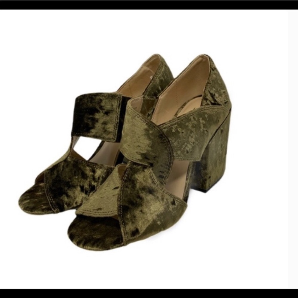 Cabi Velvet Heels